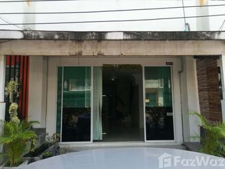 For sale and for rent 3 bedrooms retail Space in Sai Mai, Bangkok