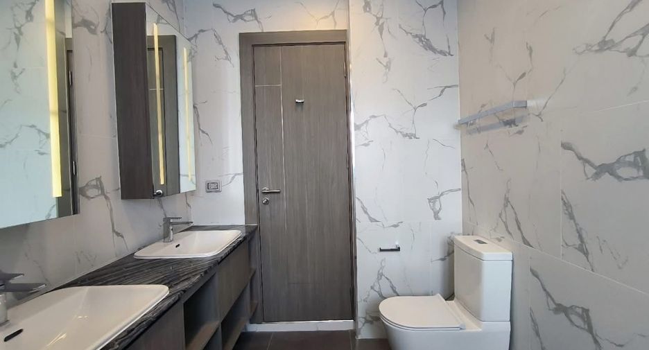 For sale 3 bedrooms villa in Bang Lamung, Chonburi