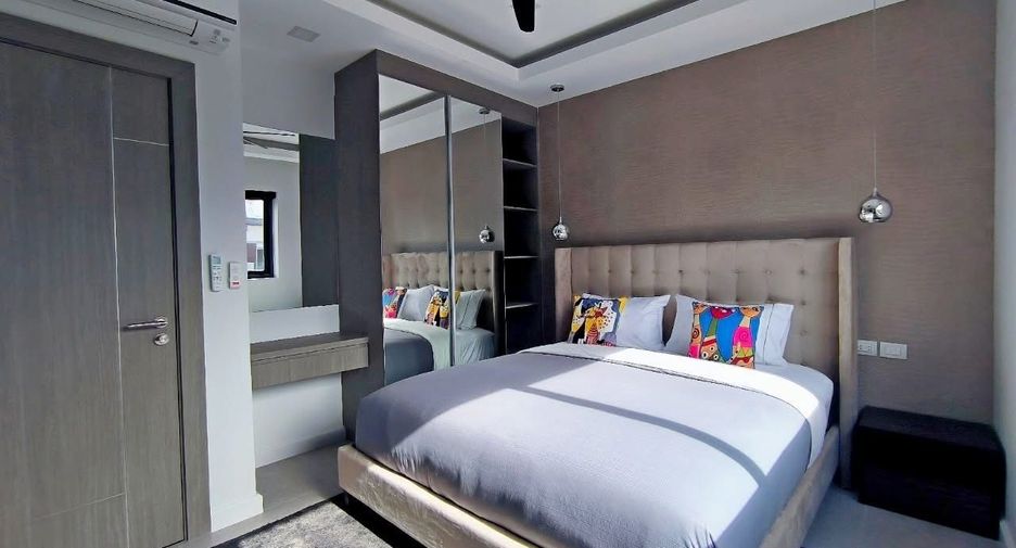 For sale 3 bedrooms villa in Bang Lamung, Chonburi