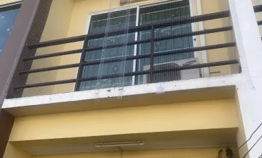 For sale 4 bedrooms townhouse in Nong Chok, Bangkok