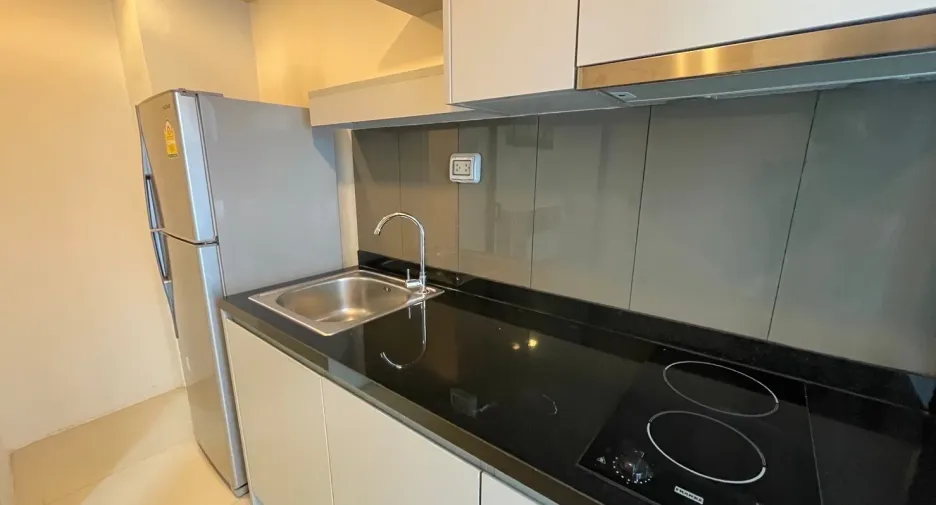 Wohnung zum Kauf und zur Miete mit 1 Zimmer in Khlong Toei, Bangkok