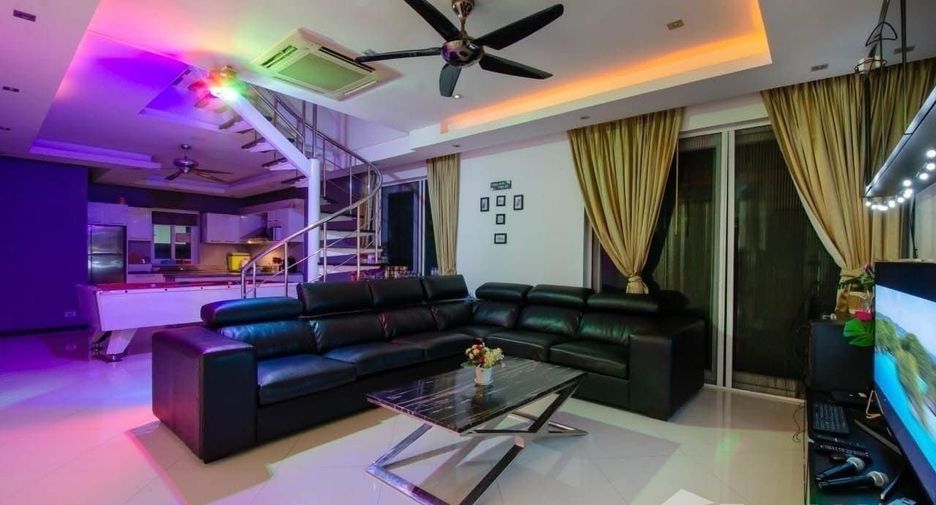 Villa en alquiler de 5 habitaciones en Bang Lamung, Chonburi