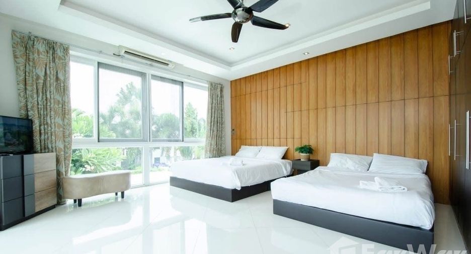 Villa en alquiler de 5 habitaciones en Bang Lamung, Chonburi