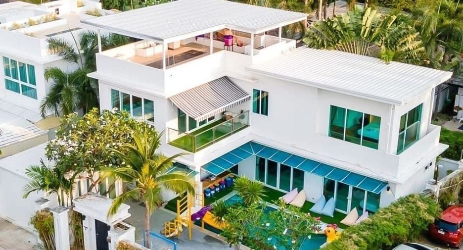 Villa en alquiler de 5 habitaciones en Bang Lamung, Chonburi