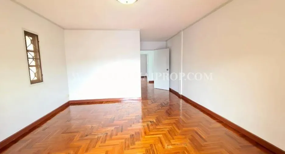 For sale 3 bedrooms townhouse in Bang Bua Thong, Nonthaburi
