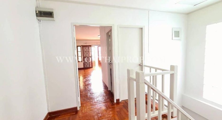 For sale 3 bedrooms townhouse in Bang Bua Thong, Nonthaburi