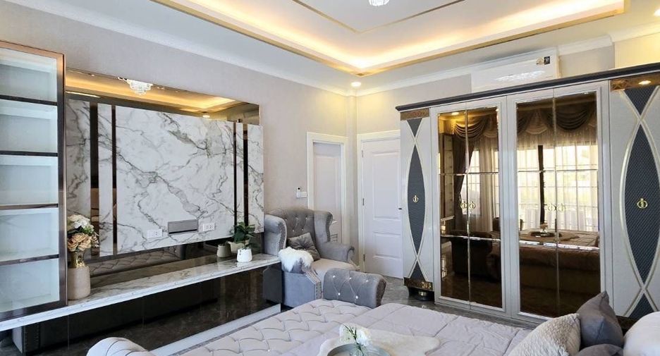Casa en venta de 3 habitaciones en Bang Lamung, Chonburi