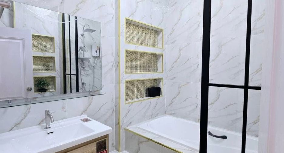 Casa en venta de 3 habitaciones en Bang Lamung, Chonburi