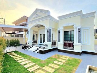 Casa en venta de 3 habitaciones en Bang Lamung, Chonburi
