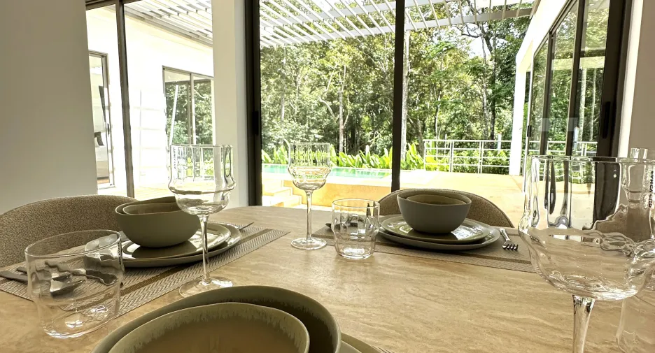 For sale 4 bedrooms villa in Takua Thung, Phang Nga