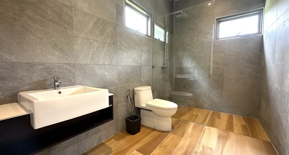 For sale 4 bedrooms villa in Takua Thung, Phang Nga