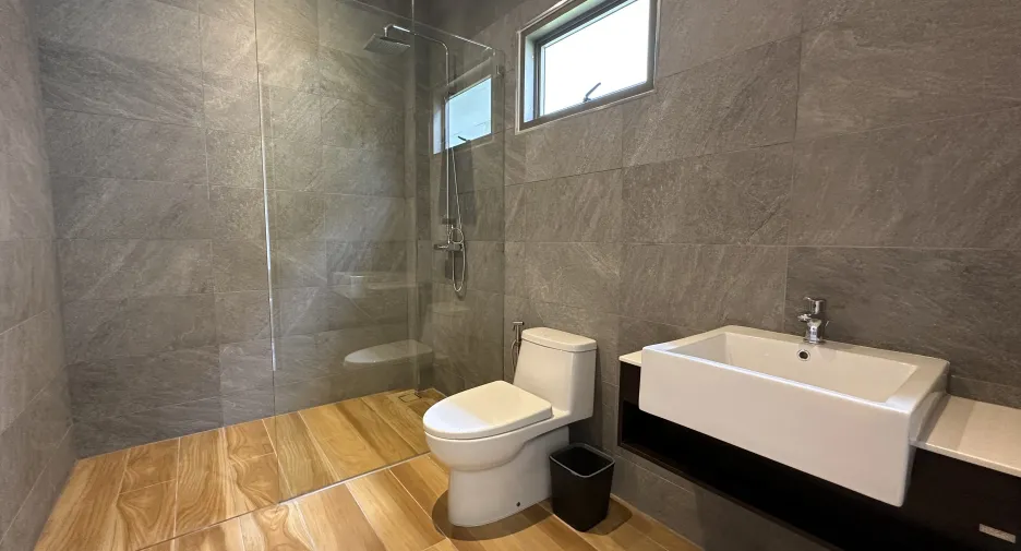 For sale 4 bedrooms villa in Takua Thung, Phang Nga