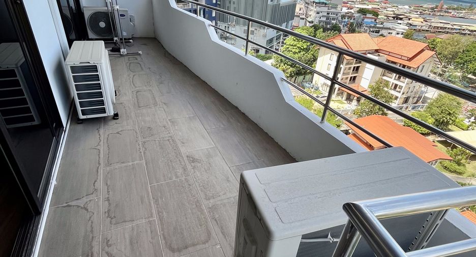 For rent 2 bedrooms condo in Si Racha, Chonburi