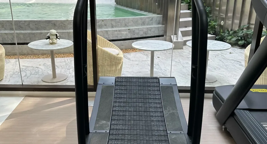 For sale 1 bed condo in Khlong Toei, Bangkok