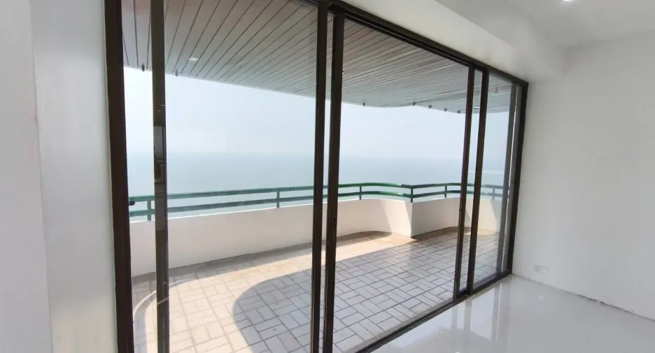 À vendre 2 chambres condo à Sattahip, Chonburi