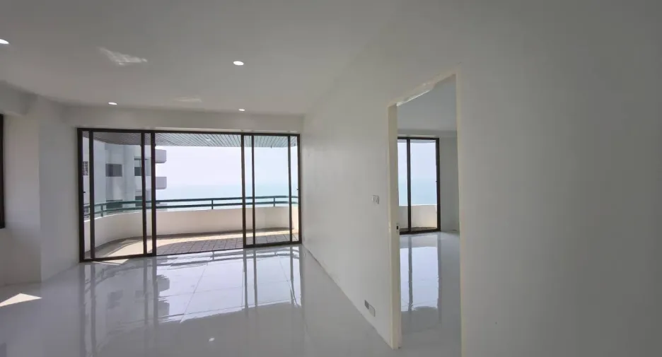 À vendre 2 chambres condo à Sattahip, Chonburi