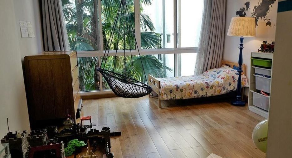 For sale 2 bedrooms condo in Watthana, Bangkok