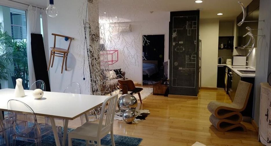 For sale 2 bedrooms condo in Watthana, Bangkok