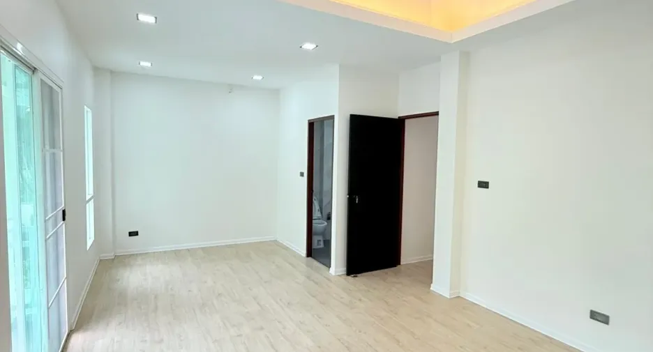 For sale 3 bedrooms house in Thalang, Phuket
