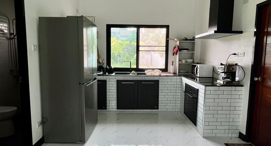 À vendre 2 chambres maison à Sattahip, Chonburi