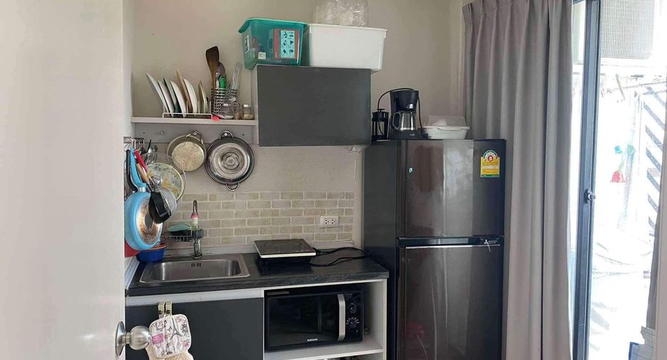 For sale 1 bed condo in Mueang Samut Prakan, Samut Prakan