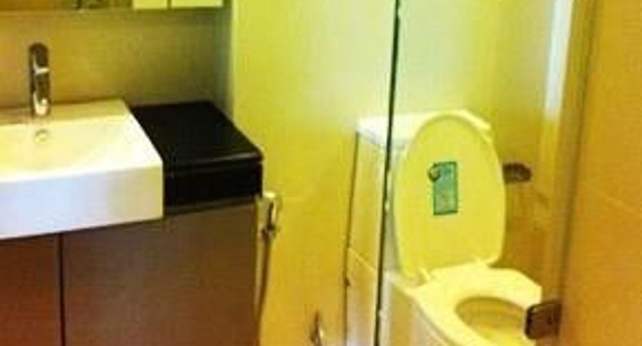 For sale 1 bed condo in Pathum Wan, Bangkok