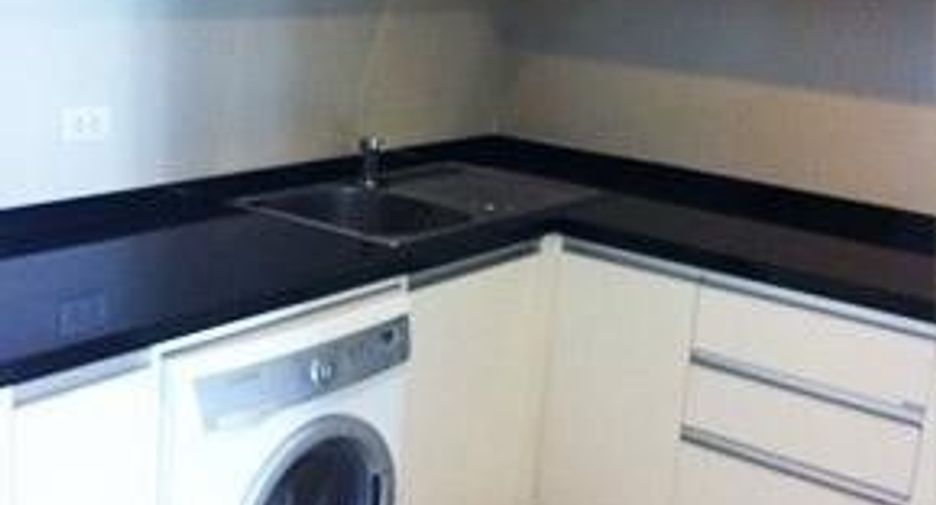 For sale 1 bed condo in Pathum Wan, Bangkok