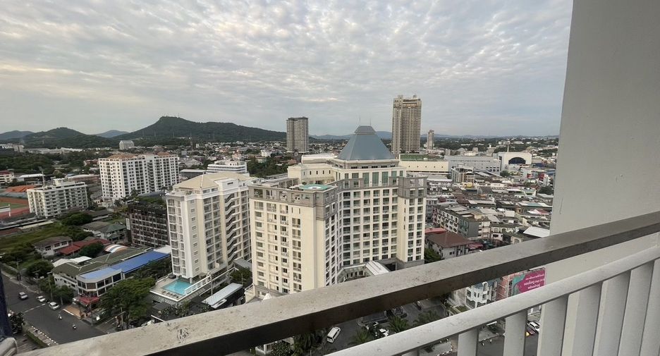 For sale 1 bed condo in Si Racha, Chonburi