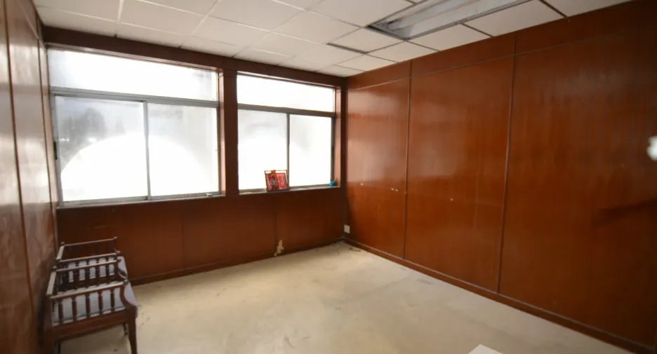 For sale 4 bedrooms townhouse in Bang Rak, Bangkok