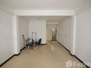 For sale 4 bedrooms townhouse in Bang Rak, Bangkok
