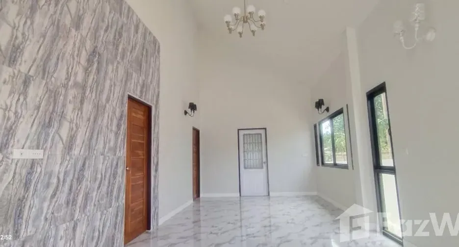 For sale 3 bedrooms house in Mueang Ang Thong, Ang Thong