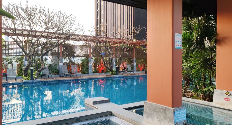 For sale and for rent 1 bed condo in Watthana, Bangkok