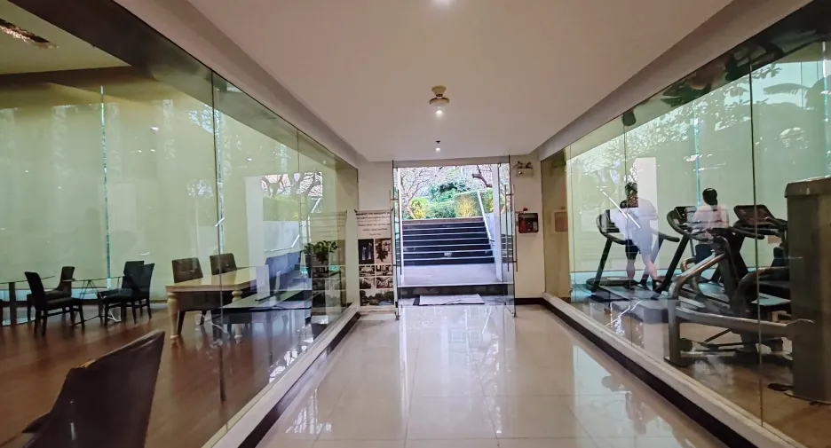 For sale and for rent 1 bed condo in Watthana, Bangkok
