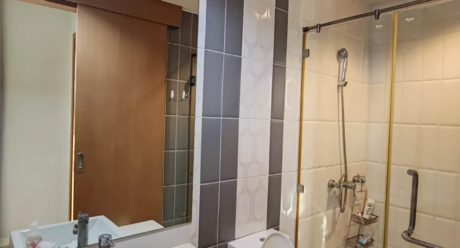 For sale and for rent 1 bed condo in Watthana, Bangkok