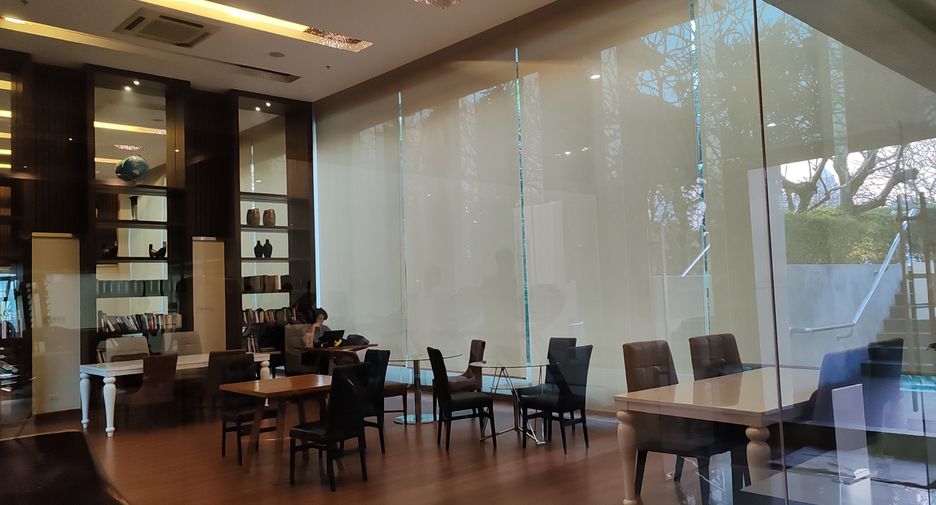 For sale and for rent 1 bed condo in Watthana, Bangkok