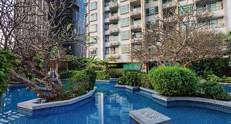 For sale and for rent 1 bed condo in Watthana, Bangkok
