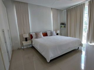 出售 4 卧室 联排别墅 在 Phuket Town, 普吉