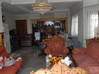 Casa en venta de 5 habitaciones en Prawet, Bangkok
