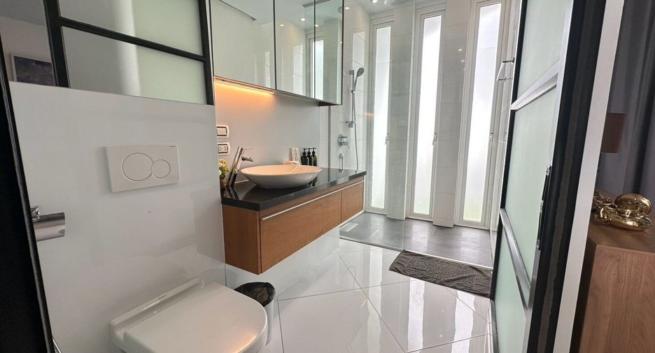 À vendre 2 chambres condo à Sattahip, Chonburi