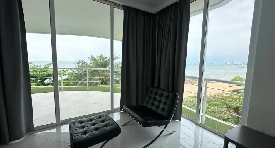 À vendre 2 chambres condo à Sattahip, Chonburi