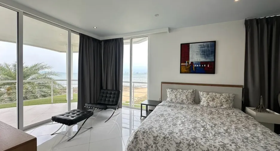À vendre 2 chambres condo à Sattahip, Chonburi