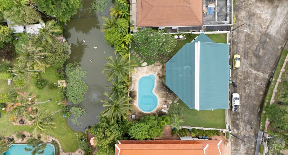 Haus zum Kauf mit 4 Zimmer in Mueang Phuket, Phuket