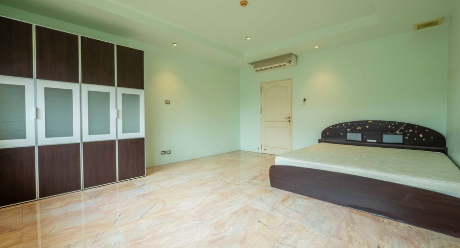 Haus zum Kauf mit 4 Zimmer in Mueang Phuket, Phuket