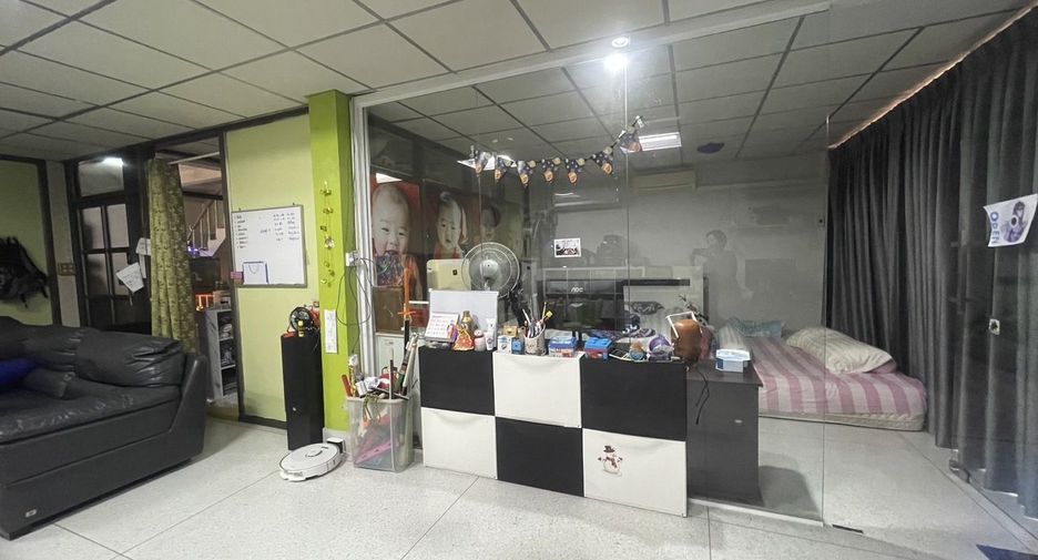 ขาย 3 ห้องนอน ทาวน์เฮ้าส์ ใน สาทร, กรุงเทพฯ