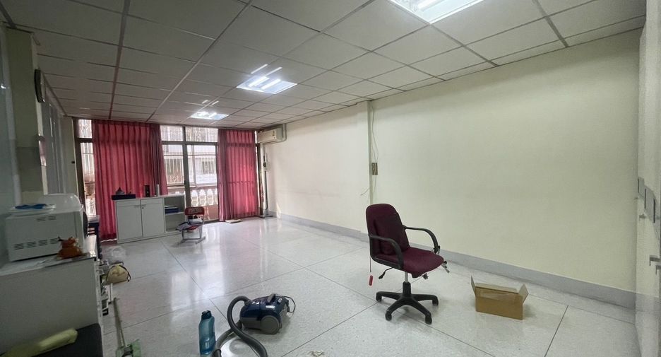 ขาย 3 ห้องนอน ทาวน์เฮ้าส์ ใน สาทร, กรุงเทพฯ