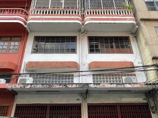 出售 3 卧室 联排别墅 在 沙吞, 曼谷
