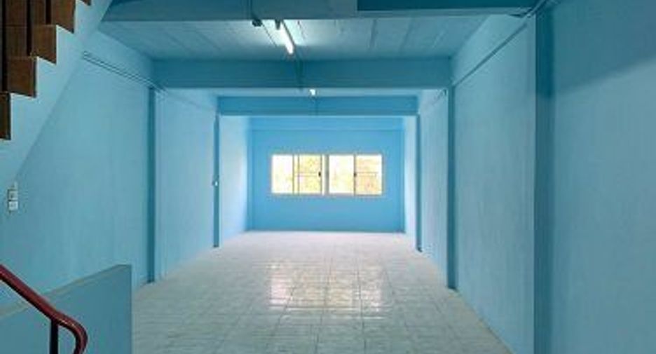 For sale 4 bedrooms retail Space in Bang Khae, Bangkok