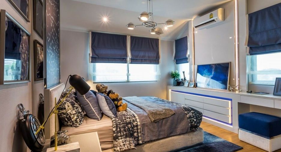 For sale 4 ベッドルーム house in Bang Khun Thian, Bangkok