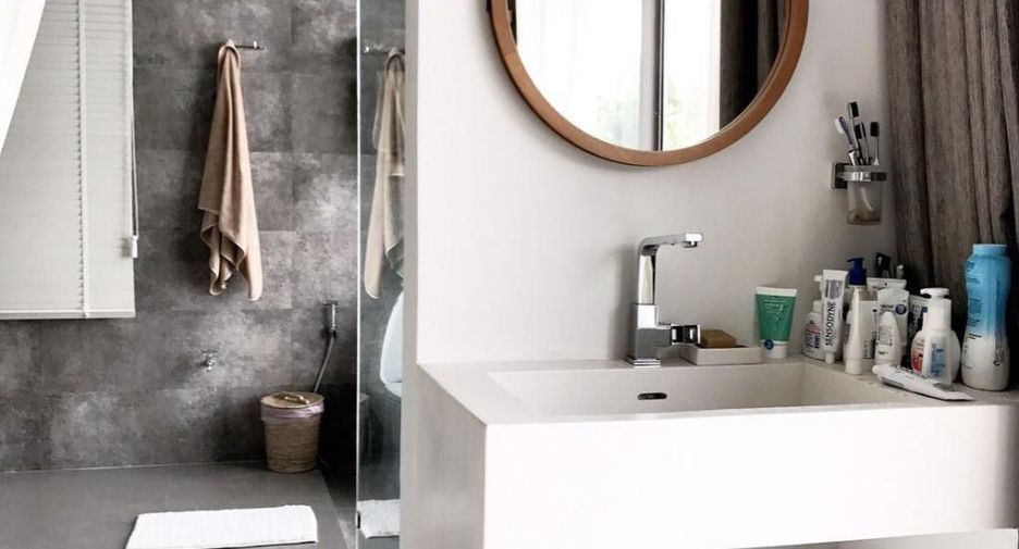 For sale 3 bedrooms house in Khan Na Yao, Bangkok