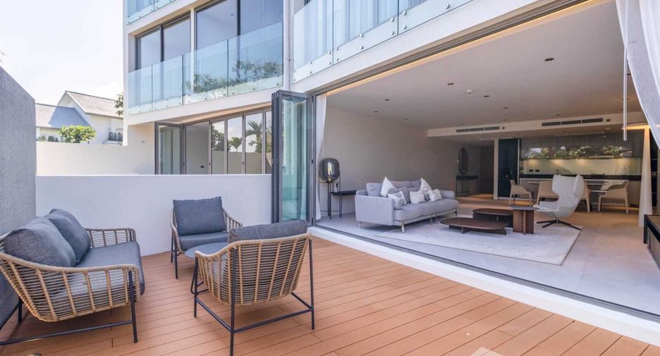 For sale 2 bedrooms condo in Kathu, Phuket